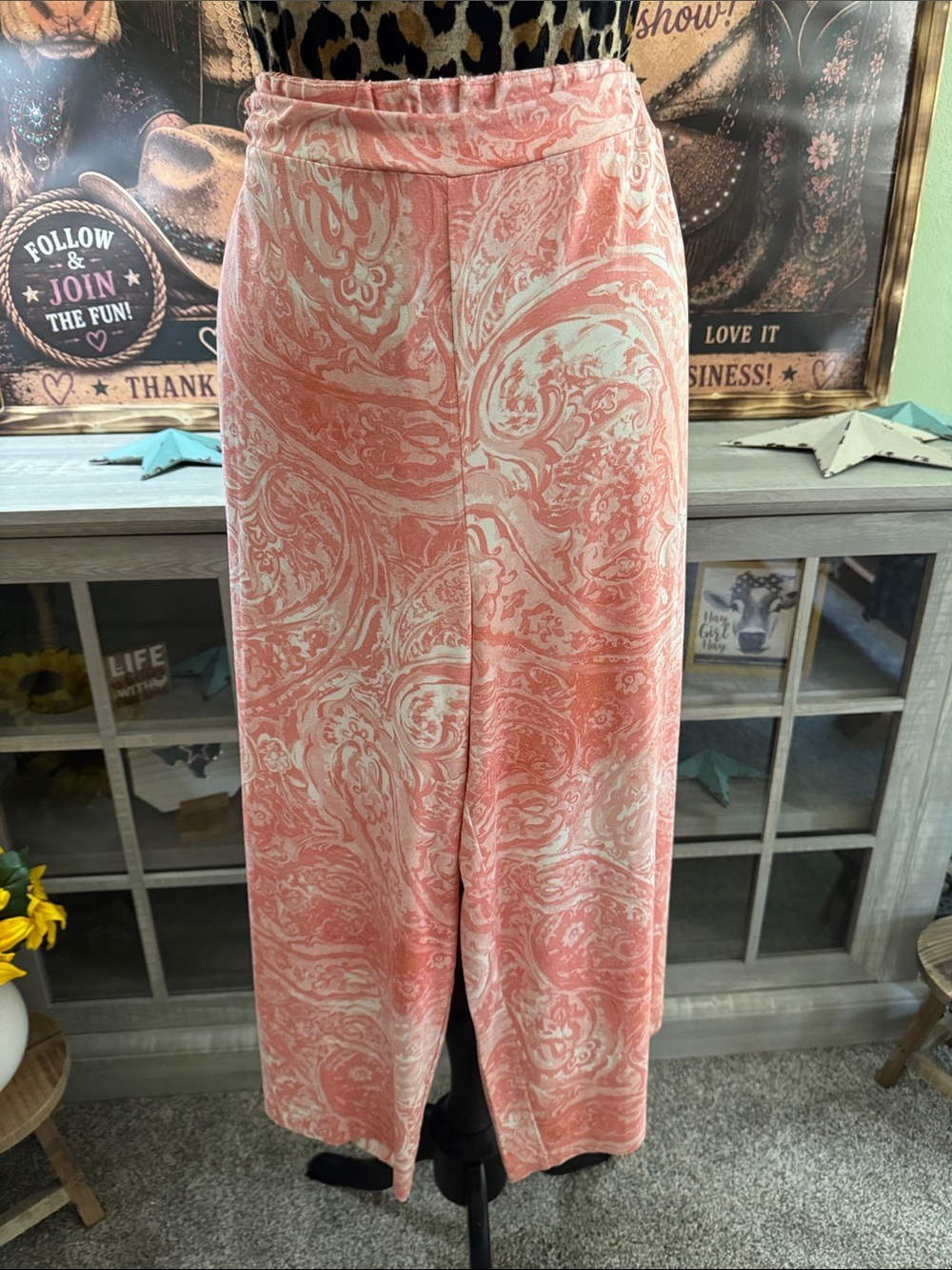 NWT Cupio Peach  Marble Print Knit Crop Pant  Size XL